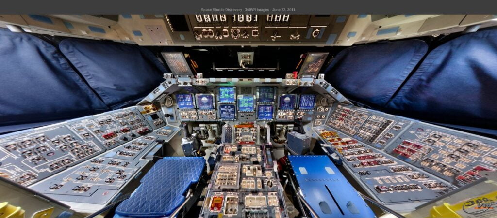 Una Vista De 360° En El Transbordador Espacial Discovery